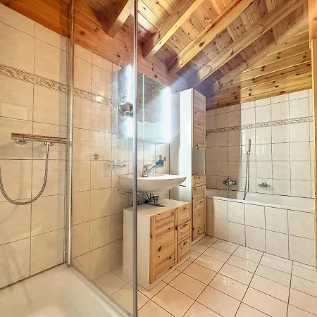 Chalet Le Pouchignon L Jaccuzzi L 6pers. *